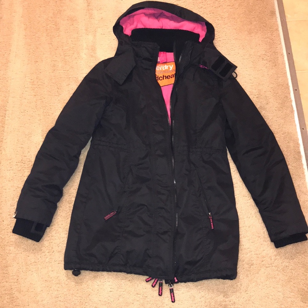 Superdry sz med black and pink jacket